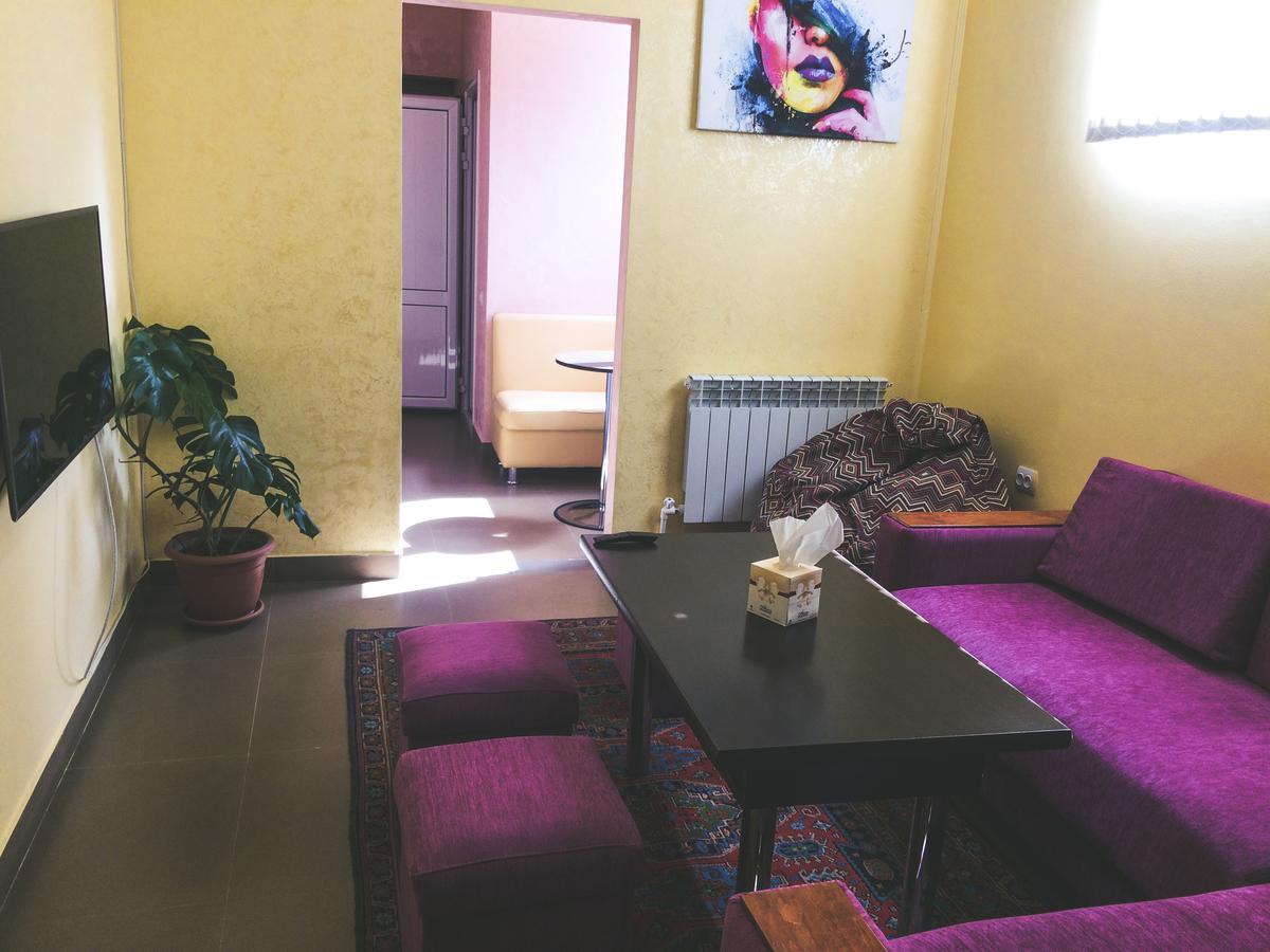 Downtown B&B Vanadzor Exterior foto